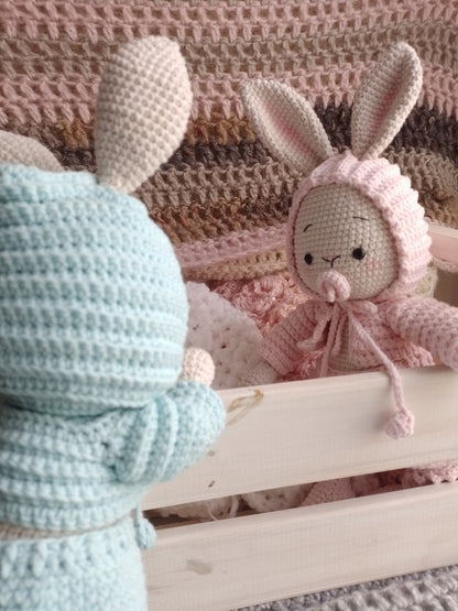 Mila & Luna – Crochet Pattern (Bunny Twins)