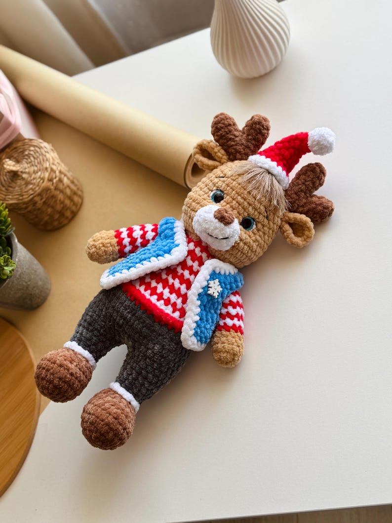 Reindeer Lenya – Christmas Crochet Pattern