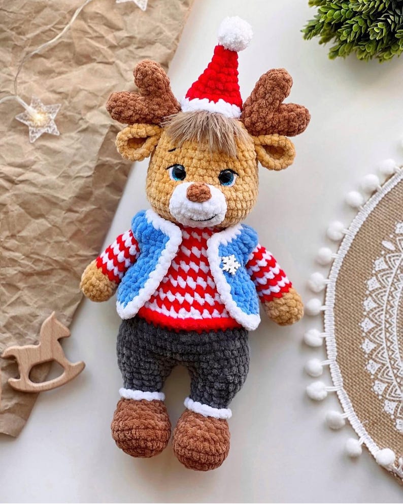 Reindeer Lenya – Christmas Crochet Pattern