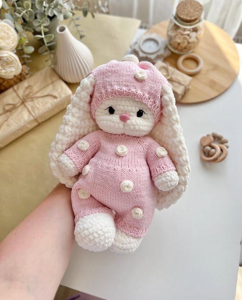 Knitting Set “Romance” – Outfit for Bunny Lala & Bear Topa