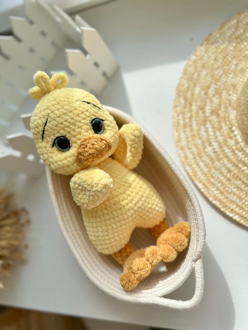 Lumi & Quacky – Goose & Chick Crochet Pattern