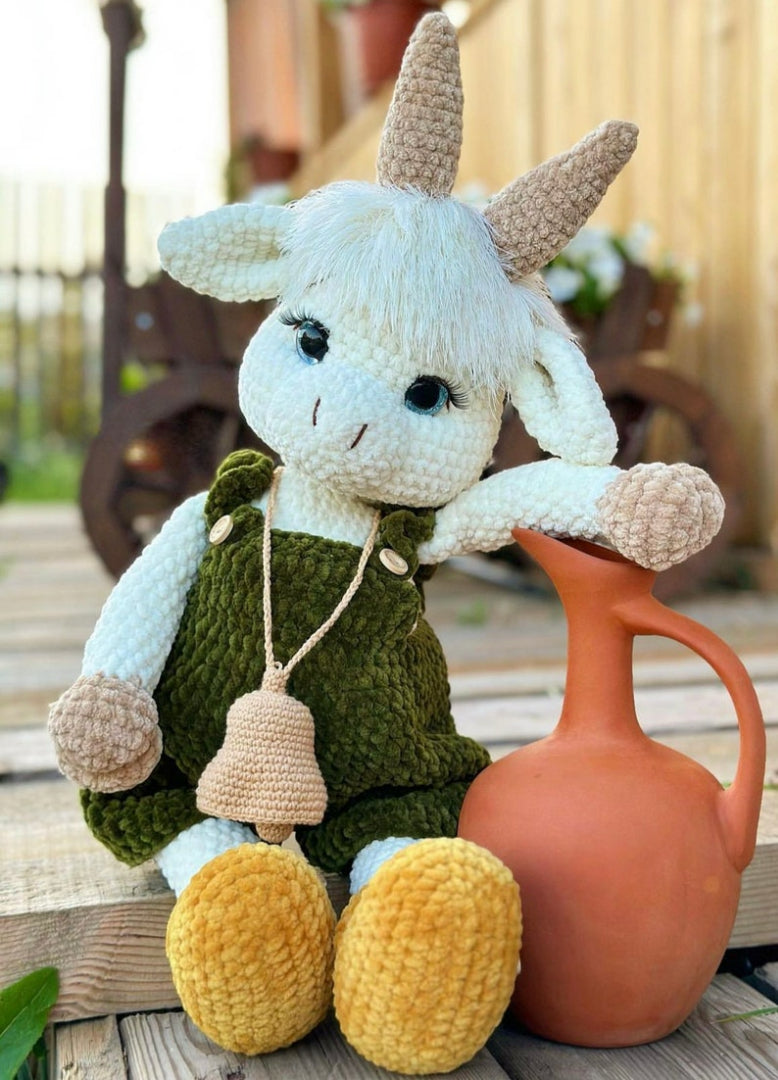 Goat Lucy – Crochet Pattern
