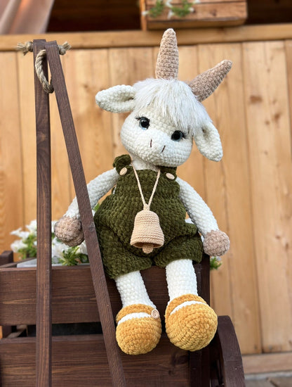 Goat Lucy – Crochet Pattern