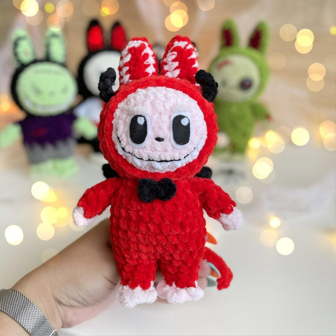 👾 Labubu – 5-in-1 Halloween Crochet Outfits 🎃👻