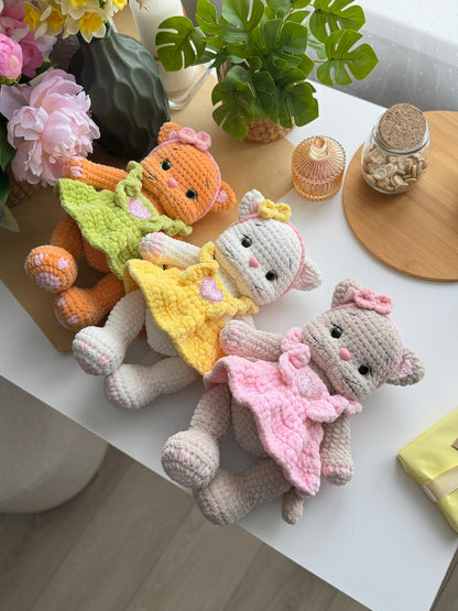Musya – Crochet Kitten with Dress & Accessories