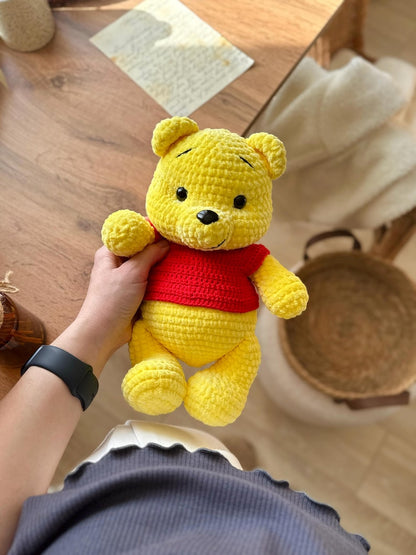 Teddy Bear Vinni – Crochet Pattern with T-Shirt