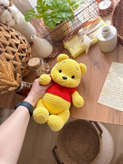 Teddy Bear Vinni – Crochet Pattern with T-Shirt