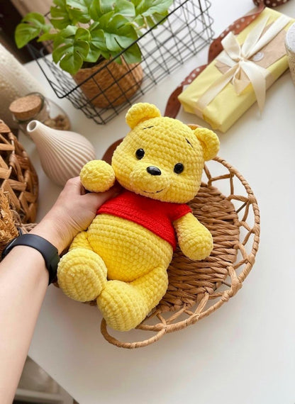 Teddy Bear Vinni – Crochet Pattern with T-Shirt