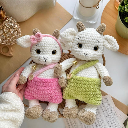 Lilly & Leo – Little Plush Goats with Outfit
