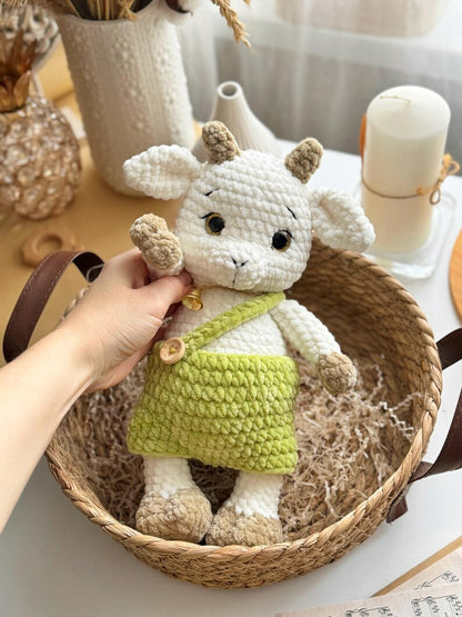 Lilly & Leo – Little Plush Goats with Outfit