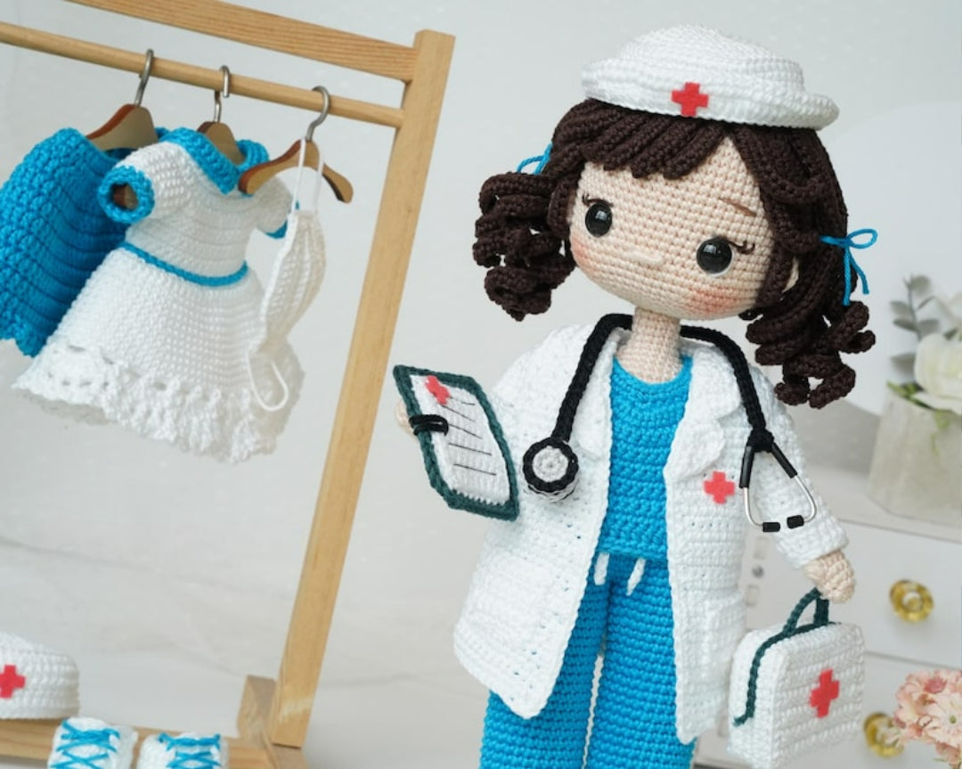 Helen the Nurse – Crochet Pattern with Outfit