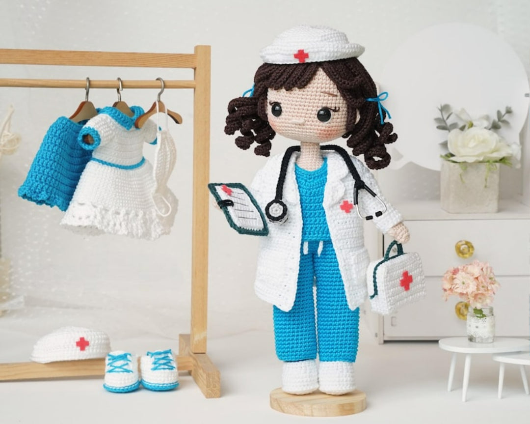 Helen the Nurse – Crochet Pattern with Outfit